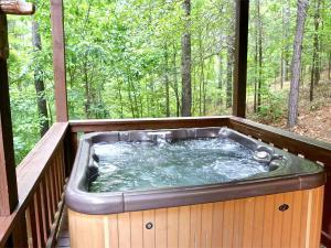 Beavers Bend Cabin December Dates Available
